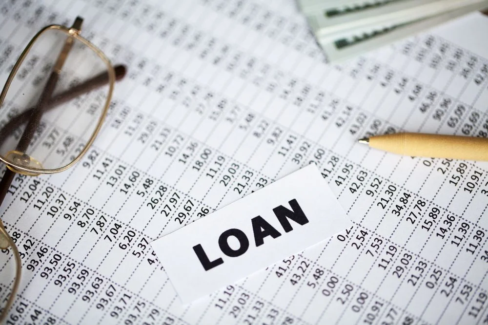 The Hidden Risks of Rolling Over Payday Loans 4 What is a Payday Loan